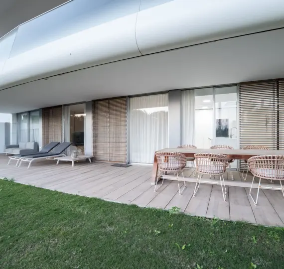 Venta de apartamento en planta baja en Estepona