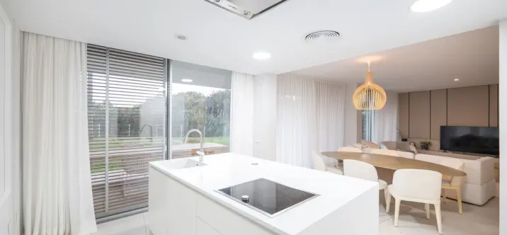 Venta de apartamento en planta baja en Estepona 4