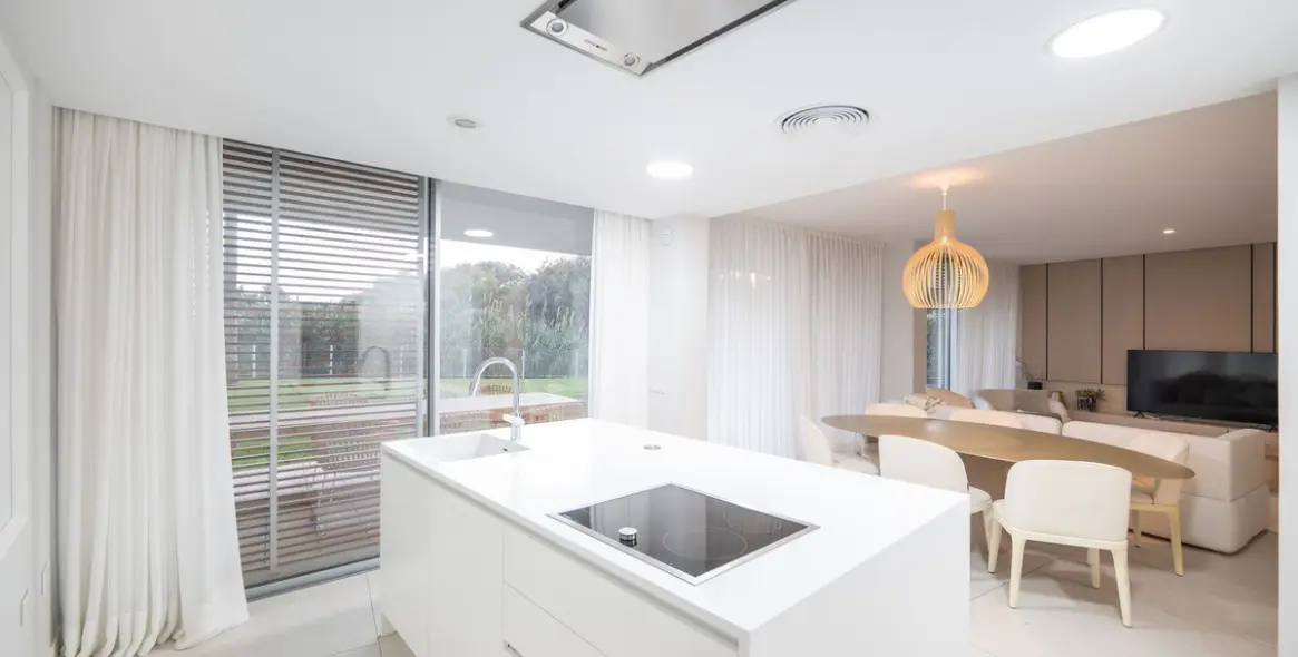 Sale of ground floor apartment in Estepona 5