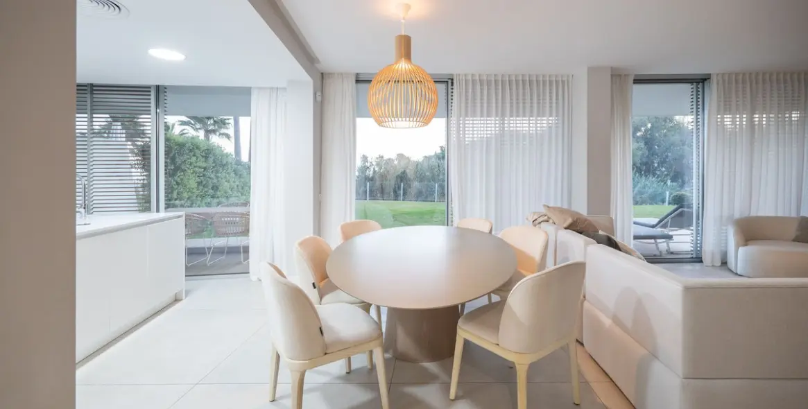 Sale of ground floor apartment in Estepona 6