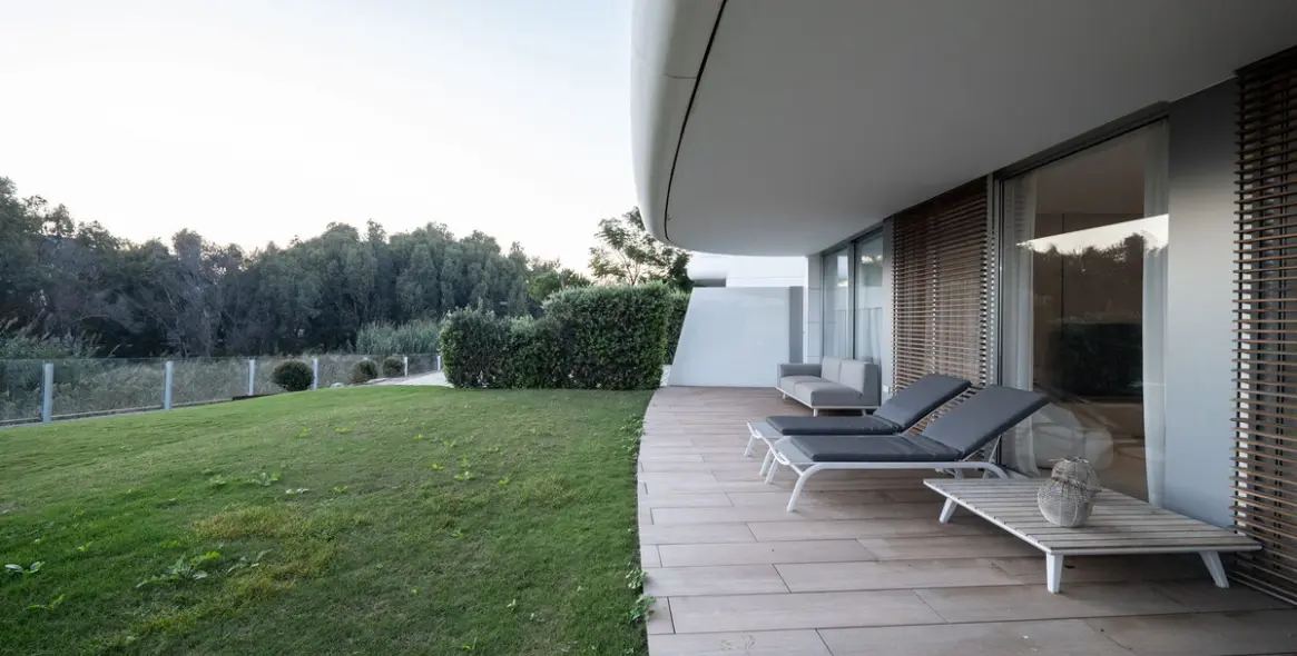 Sale of ground floor apartment in Estepona 9