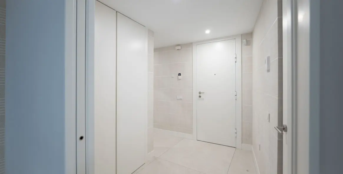 Sale of ground floor apartment in Estepona 13