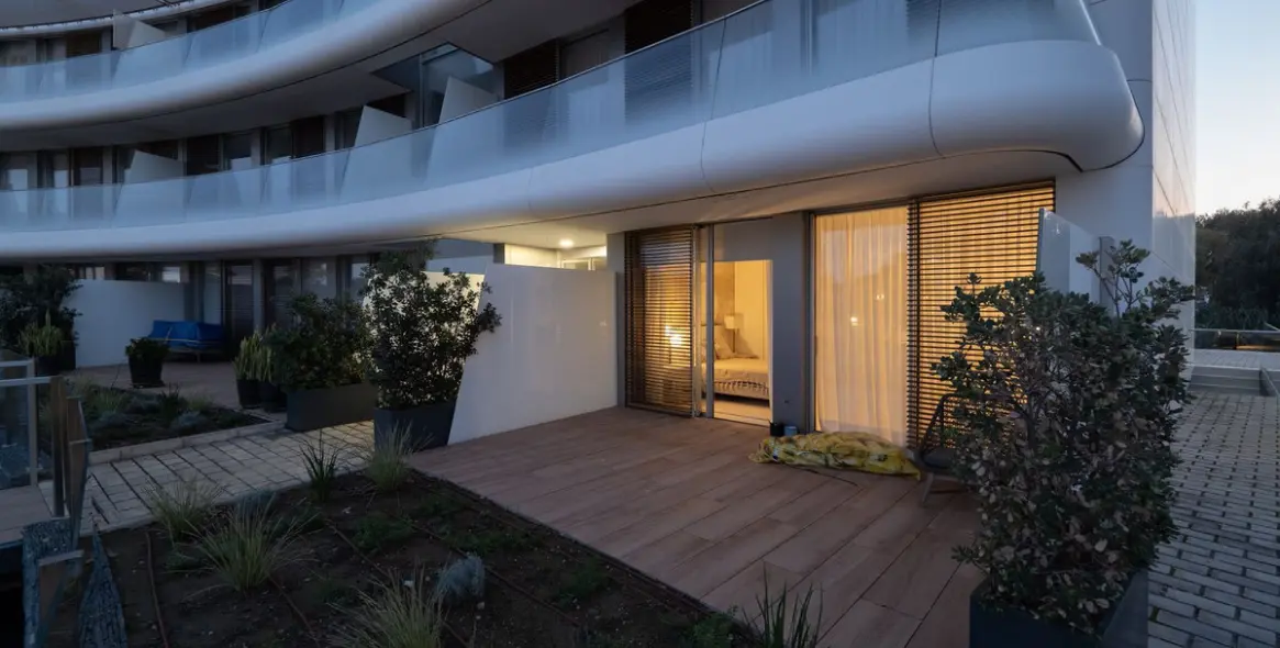 Venta de apartamento en planta baja en Estepona 32