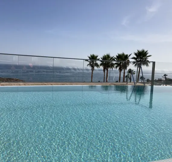 Venta de apartamento en planta baja en Estepona