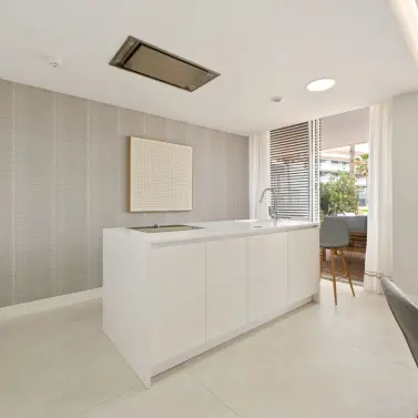 Sale of ground floor apartment in Estepona