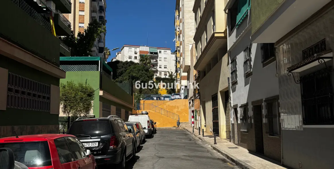 Venta de complejo de apartamentos en Suarez 1