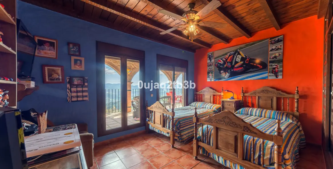 Продажа финки в Cortes de la Frontera 4