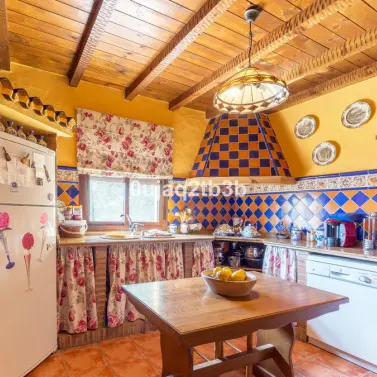 Sale of finca - cortijo in Cortes de la Frontera