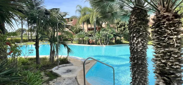 Long-term rent of middle floor apartment in Guadalmina Baja 0