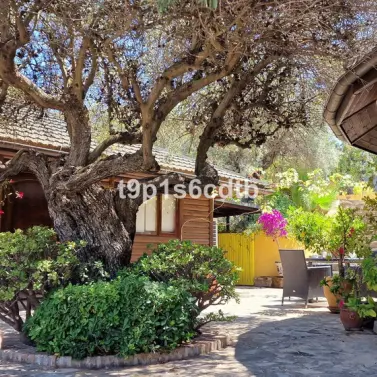 Продажа  отдельно стоящей виллы в Monda