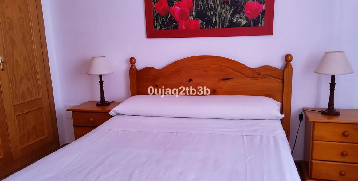 Sale of detached villa in Estepona 27