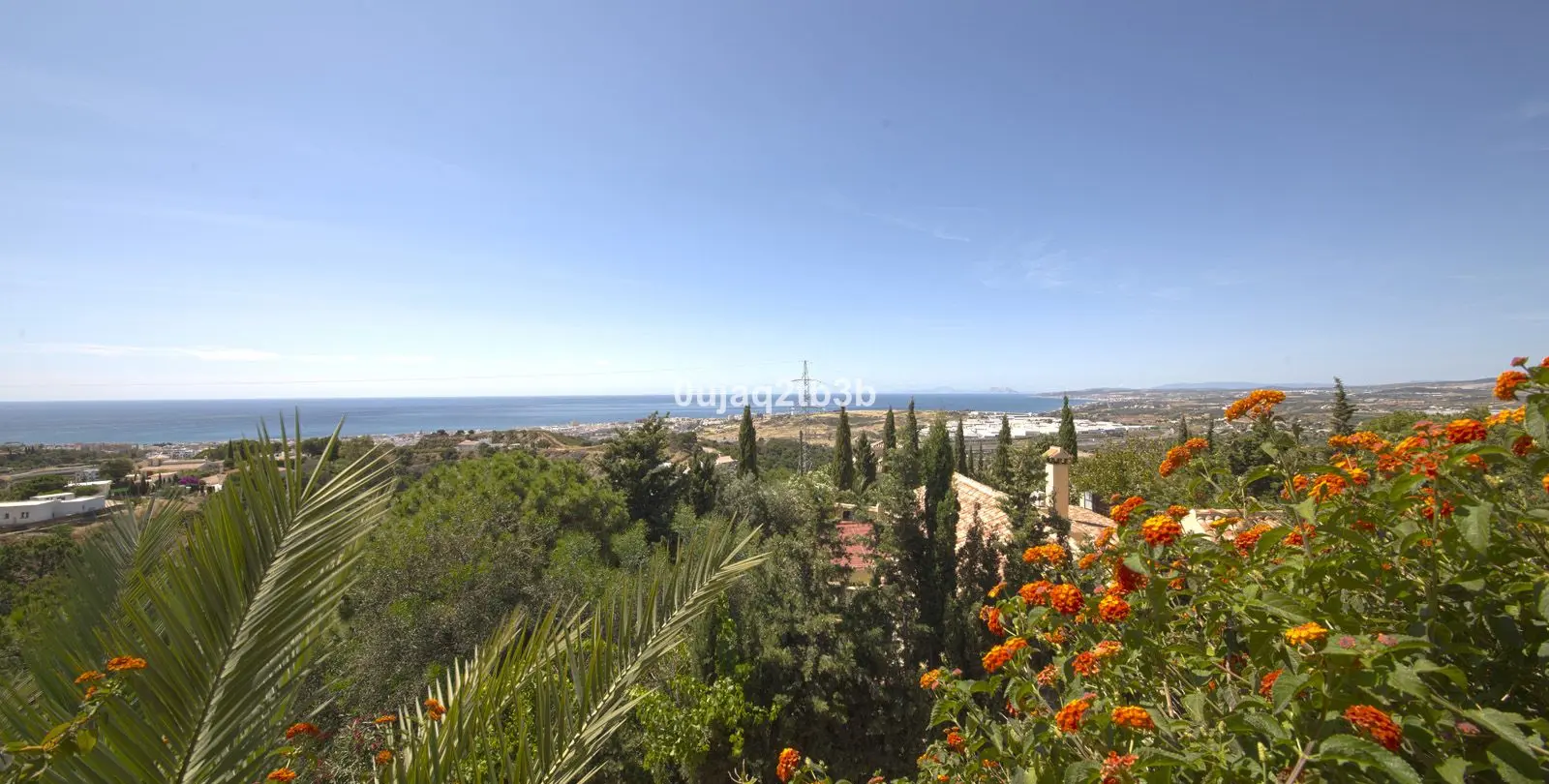 Продажа  отдельно стоящей виллы в Estepona 9