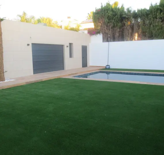 Продажа  отдельно стоящей виллы в El Coto