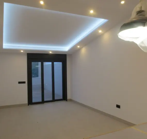 Продажа  отдельно стоящей виллы в El Coto