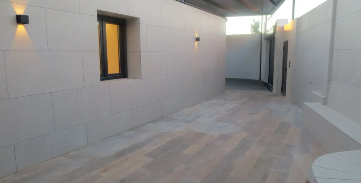 Продажа  отдельно стоящей виллы в El Coto 16