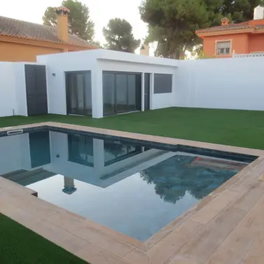 Sale of detached villa in El Coto
