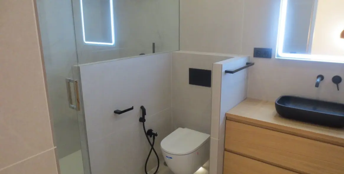 Sale of detached villa in El Coto 26