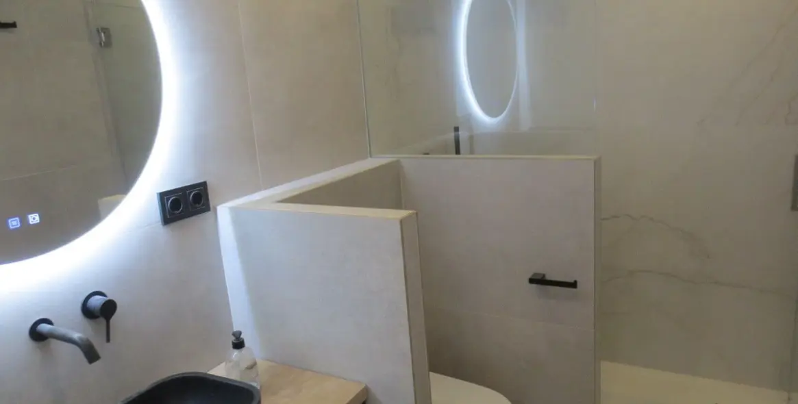 Sale of detached villa in El Coto 30