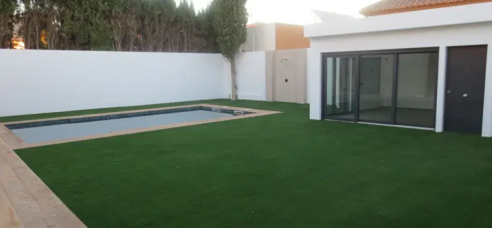 Venta de villa independiente en El Coto 0