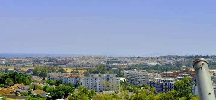 Venta de parcela residencial en Nueva Andalucía 2