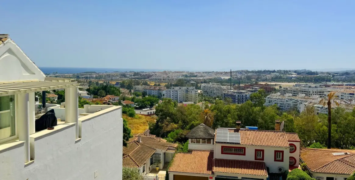 Venta de parcela residencial en Nueva Andalucía 4