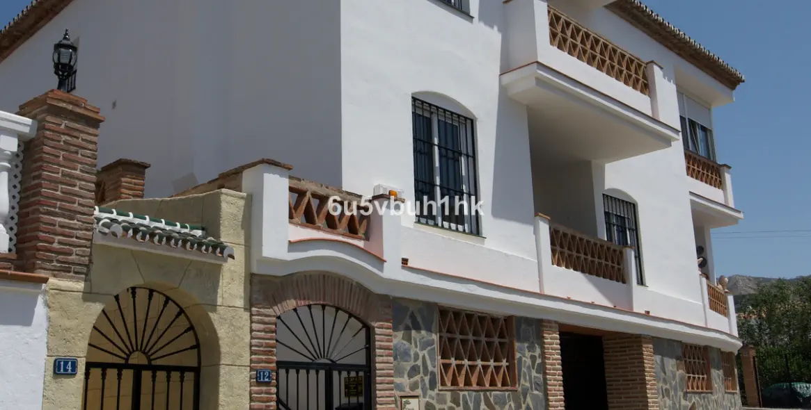 Sale of detached villa in Mijas 5