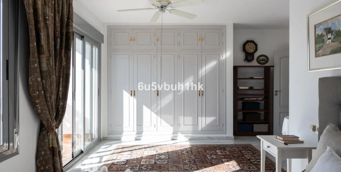 Sale of detached villa in Mijas 11