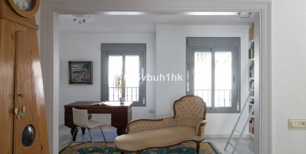 Sale of detached villa in Mijas 13