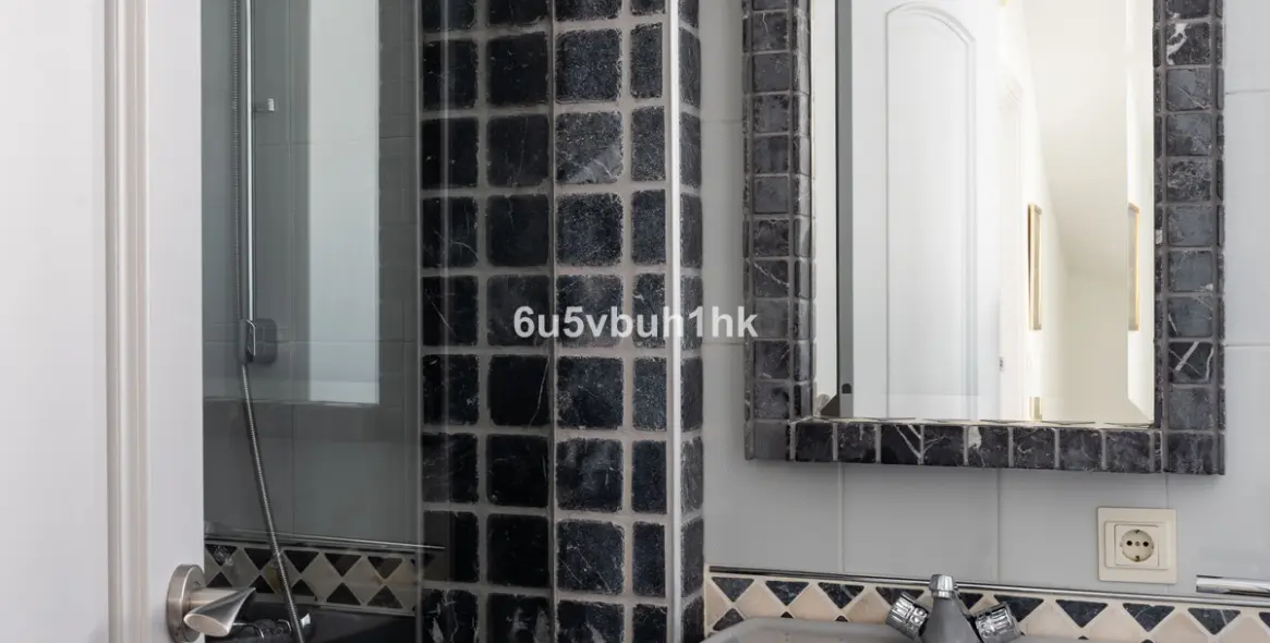 Sale of detached villa in Mijas 34