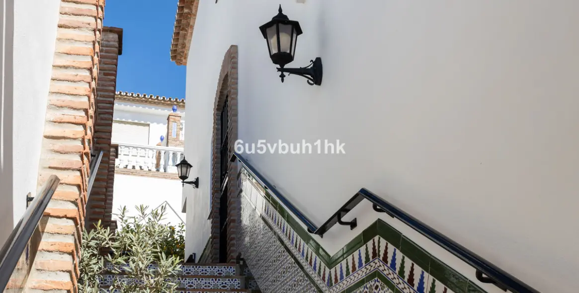 Sale of detached villa in Mijas 48