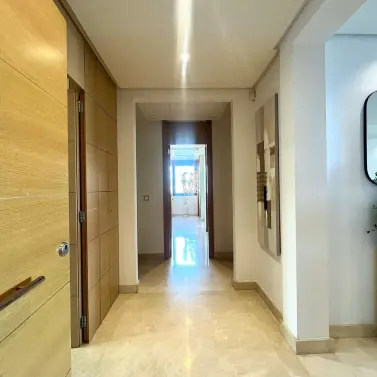 Продажа апартаментов на среднем этаже в Benahavís