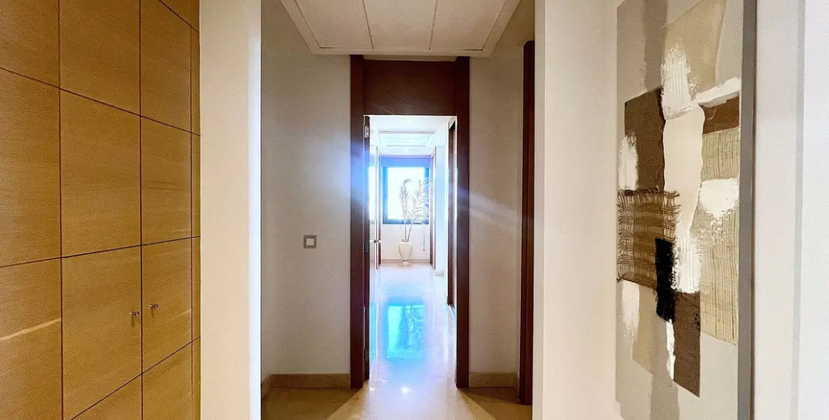 Продажа апартаментов на среднем этаже в Benahavís 37