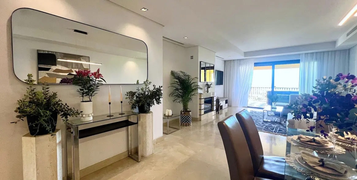 Продажа апартаментов на среднем этаже в Benahavís 60