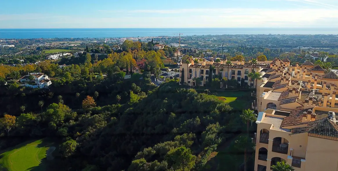 Продажа апартаментов на среднем этаже в Benahavís 64