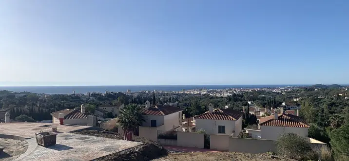 Продажа  отдельно стоящей виллы в Mijas 1