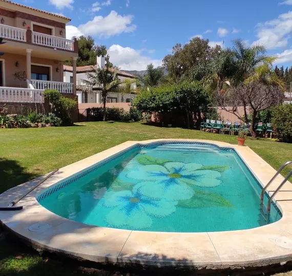 Продажа  отдельно стоящей виллы в Sierrezuela