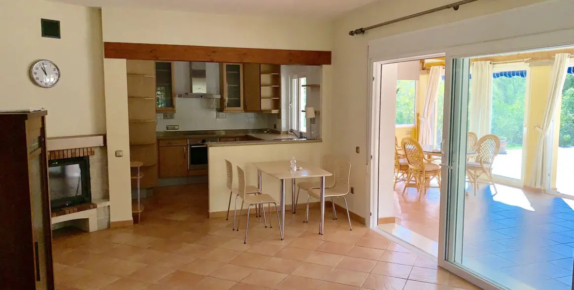 Sale of finca - cortijo in Monda 6