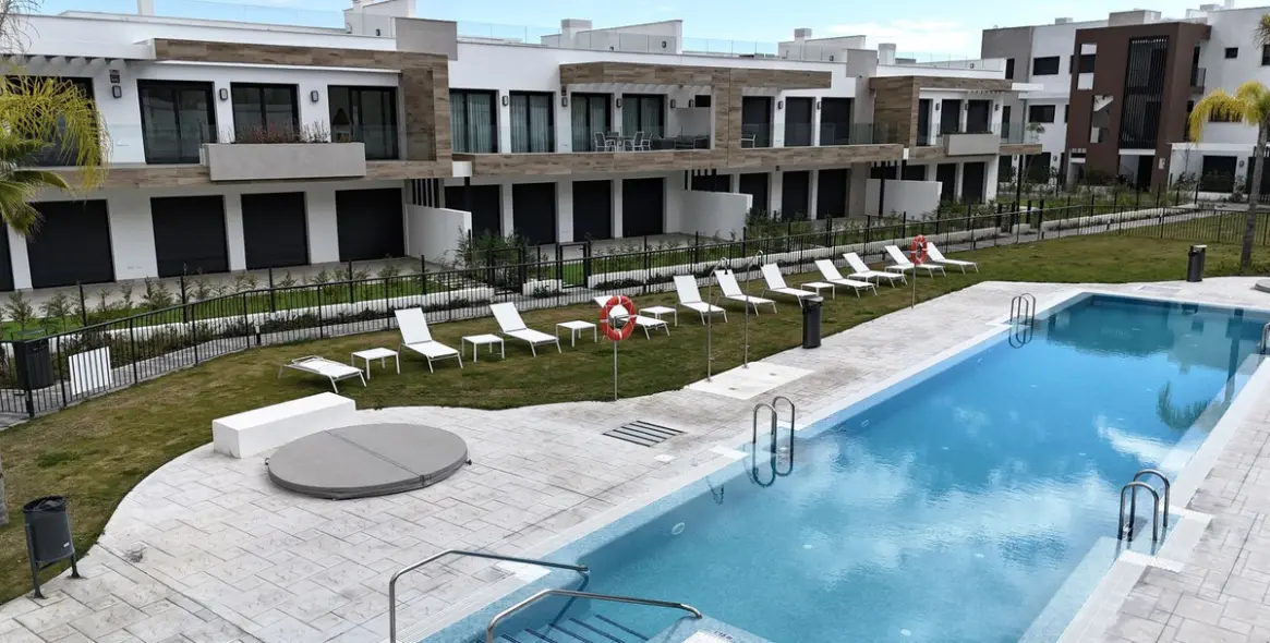 Продажа пентхауса в Estepona 4