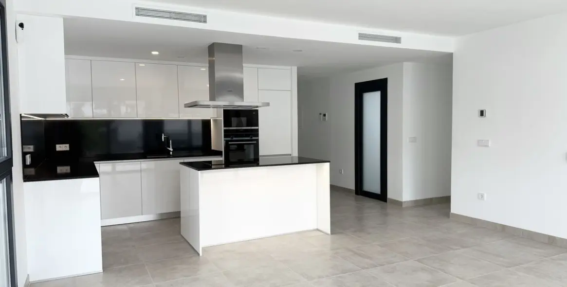 Продажа пентхауса в Estepona 6