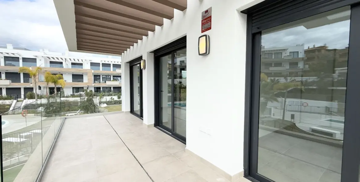 Продажа пентхауса в Estepona 11