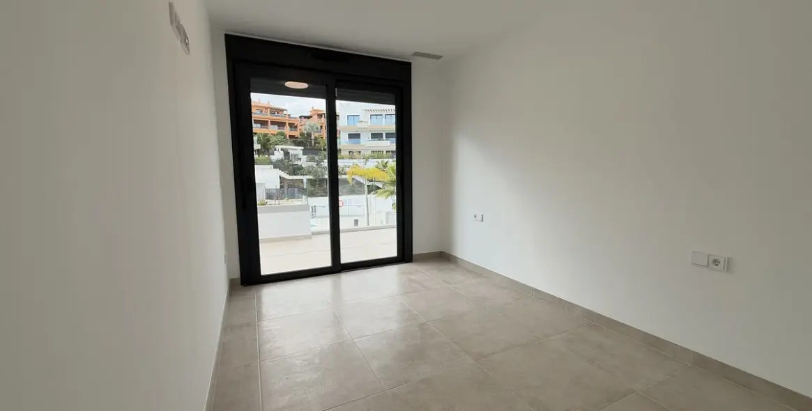 Продажа пентхауса в Estepona 15