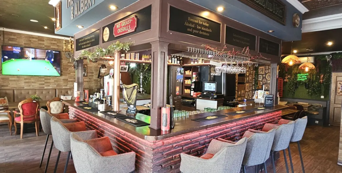 Sale of bar in Benavista 16