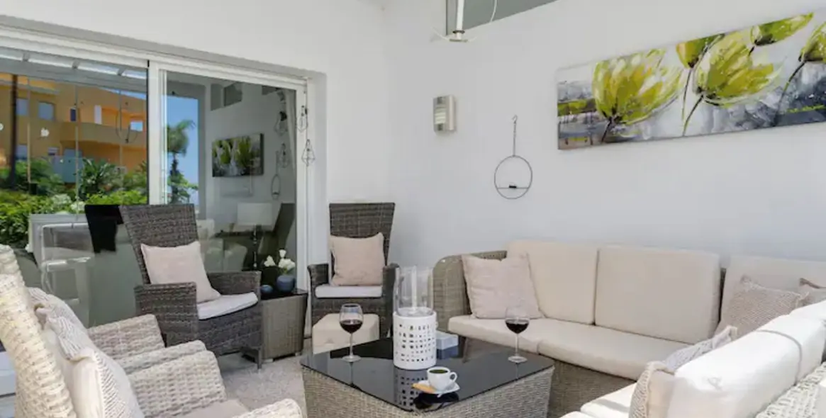 Sale of ground floor apartment in La Cala de Mijas 11