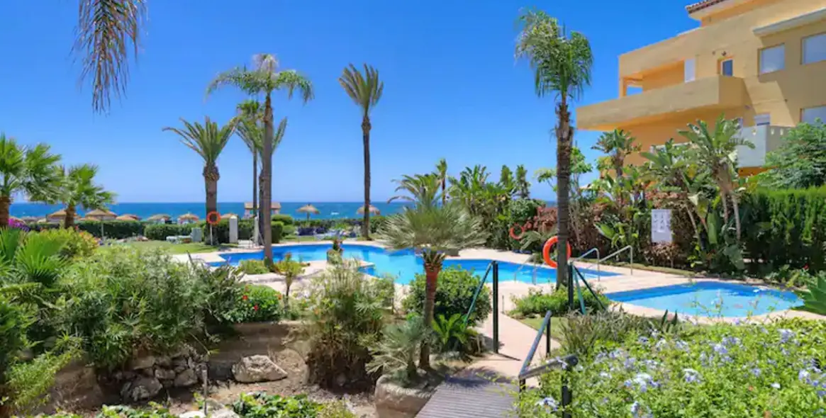 Sale of ground floor apartment in La Cala de Mijas 16