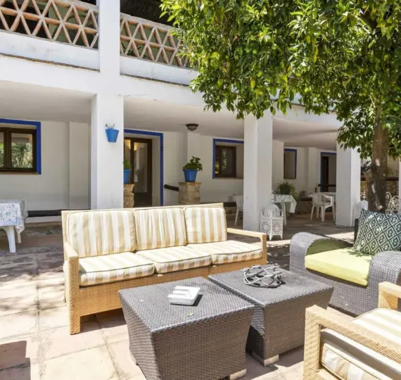 Sale of detached villa in Cortes de la Frontera