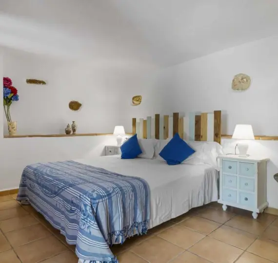 Sale of detached villa in Cortes de la Frontera