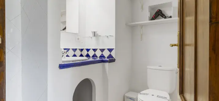 Sale of detached villa in Cortes de la Frontera 4