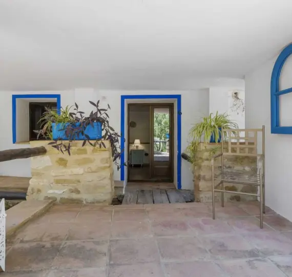 Sale of detached villa in Cortes de la Frontera