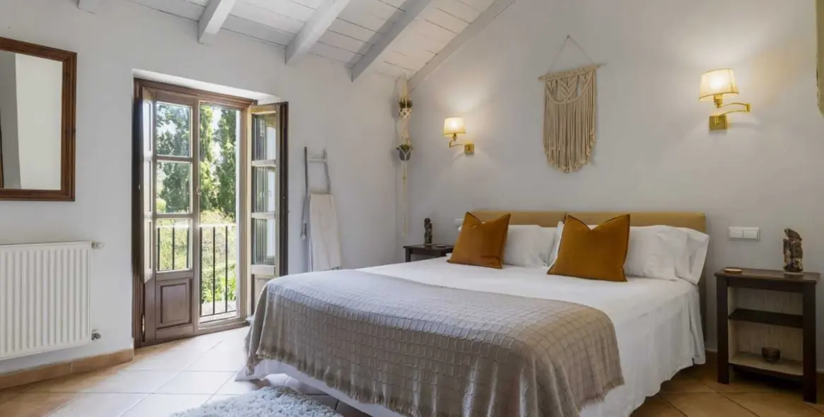 Sale of detached villa in Cortes de la Frontera 7