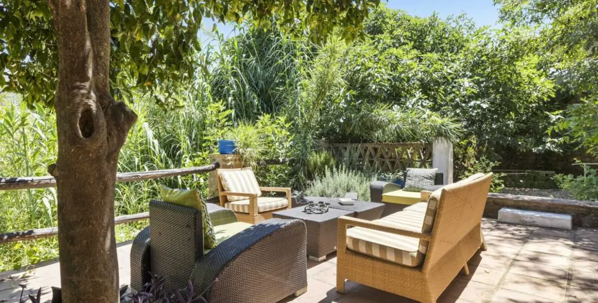 Sale of detached villa in Cortes de la Frontera 28